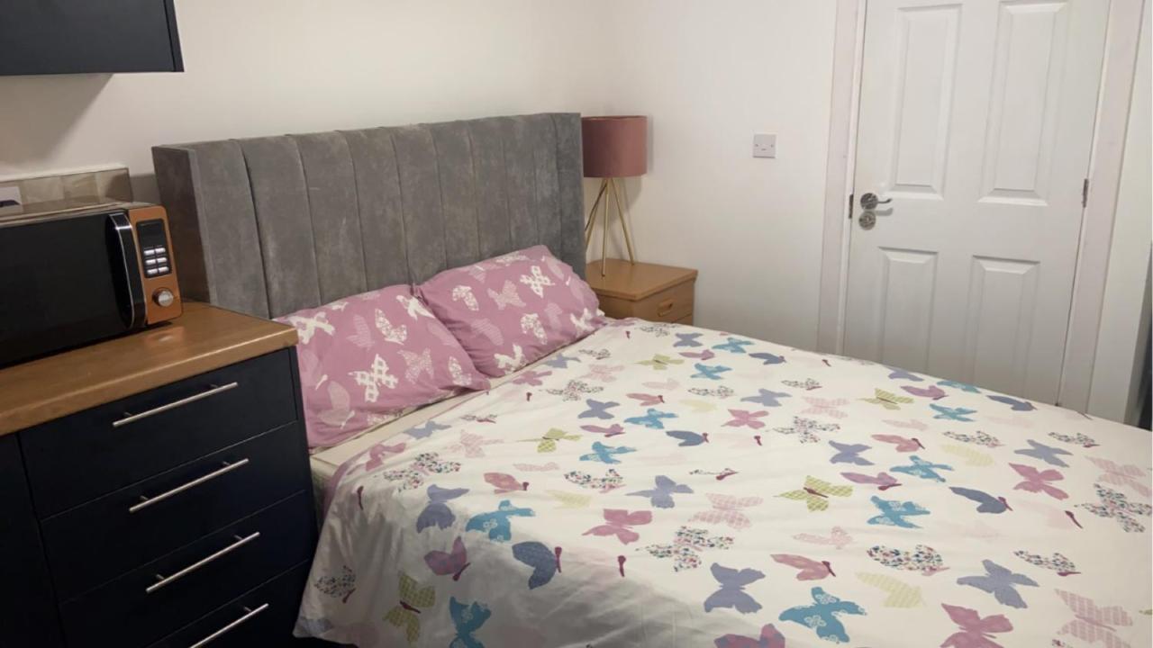 Brand New Studio Apartment With Beautiful Kitchen-Close To Liverpool City Centre Экстерьер фото